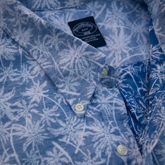 Brooks Brothers Hawaiian Shirt Mens 2XLT Reverse Print Blue Palm Cotton Resort - Picture 7 of 9